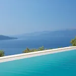 Balcony - Lefkada-travel *