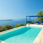 Balcony - Lefkada-travel *